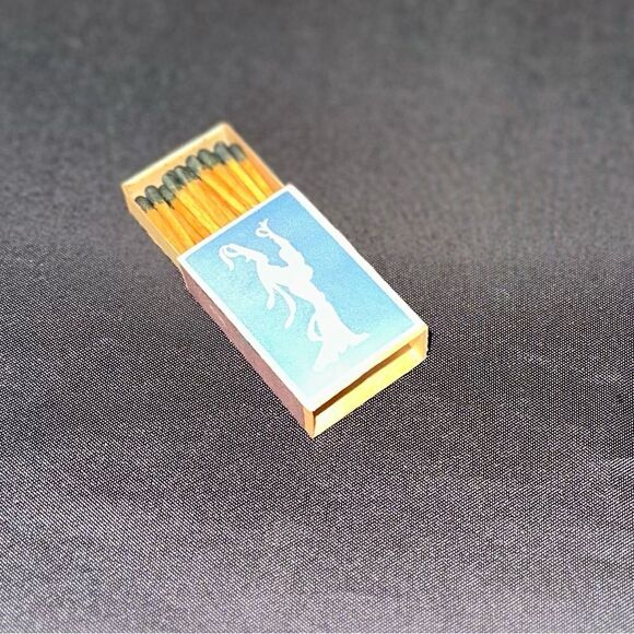 Vintage RARE Blue and White Grecian Match box from Bantam Match Corp. as new - Picture 9 of 10